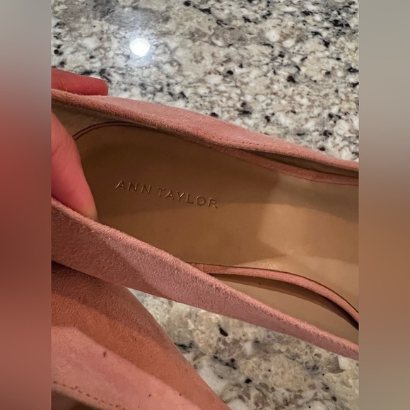Ann Taylor Pink Pointed Toe Bow Suede Size 7 Heels | 2.5” - Picture 8 of 8